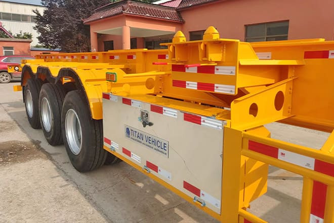 XCMG 40T Container Side Lift Trailer for Sale in Tanzania - Poluprikolica za prevoz kontejnera/ Poluprikolica sa promenjivim sandukom: slika 2 XCMG 40T Container Side Lift Trailer for Sale in Tanzania - Poluprikolica za prevoz kontejnera/ Poluprikolica sa promenjivim sandukom: slika 2