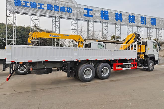 XCMG Folding Boom Truck Crane for Sale in Mexico - Kamion sa dizalicom: slika 1 XCMG Folding Boom Truck Crane for Sale in Mexico - Kamion sa dizalicom: slika 1