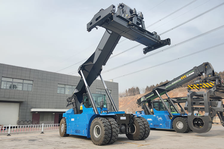 XCMG Reach Stacker Container Handler for sale in Malawi - Mašina za kontejenere: slika 2 XCMG Reach Stacker Container Handler for sale in Malawi - Mašina za kontejenere: slika 2