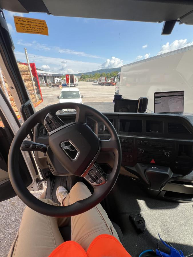 MAN TGS 26.440 - Kamion sa zatvorenim sandukom: slika 3 MAN TGS 26.440 - Kamion sa zatvorenim sandukom: slika 3