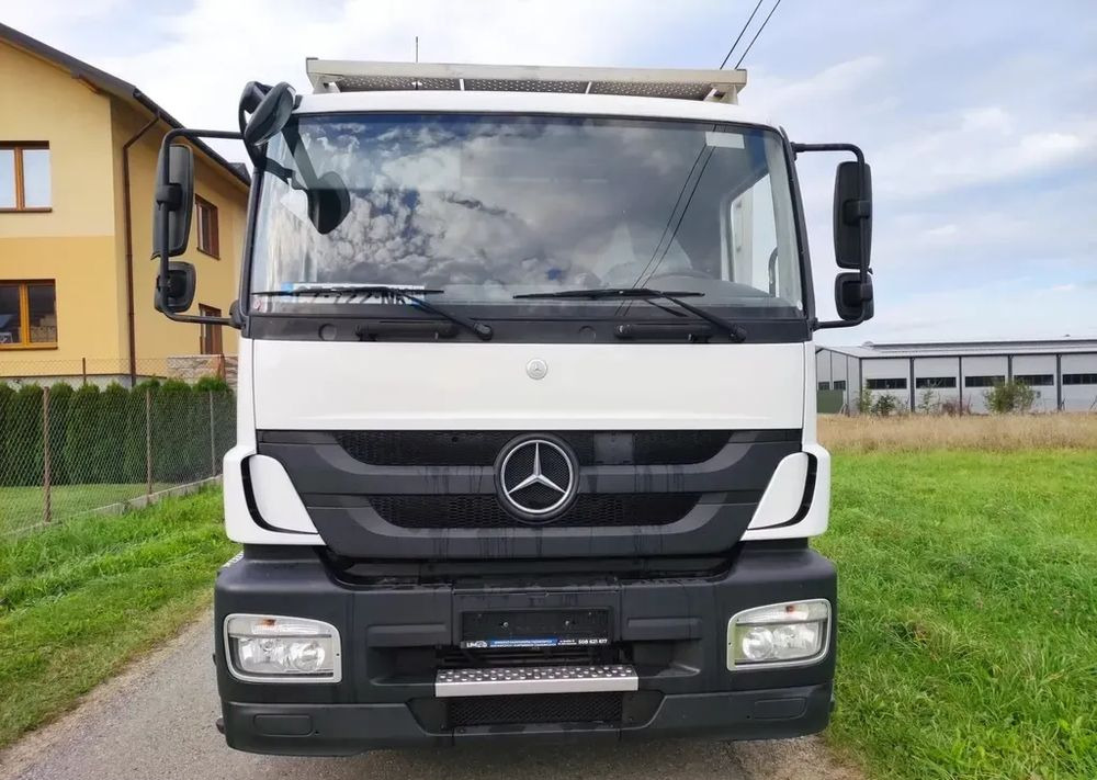 Mercedes-Benz AXOR 1829 rama do zabudowy blokada mostu - Kamion sa golom šasijom i zatvorenom kabinom: slika 2 Mercedes-Benz AXOR 1829 rama do zabudowy blokada mostu - Kamion sa golom šasijom i zatvorenom kabinom: slika 2