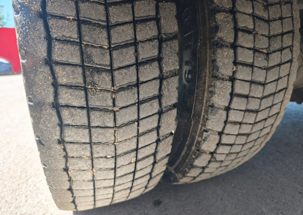 Renault GAMA D 12.210  chłodnia izoterma 14 palet poduszka - Hladnjača: slika 3 Renault GAMA D 12.210  chłodnia izoterma 14 palet poduszka - Hladnjača: slika 3