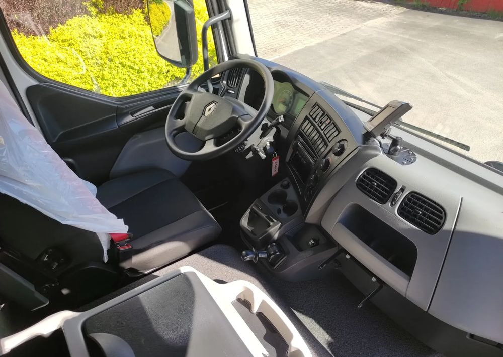 Renault Gama D 210 rama do zabudowy poduszka klima - Kamion sa golom šasijom i zatvorenom kabinom: slika 2 Renault Gama D 210 rama do zabudowy poduszka klima - Kamion sa golom šasijom i zatvorenom kabinom: slika 2