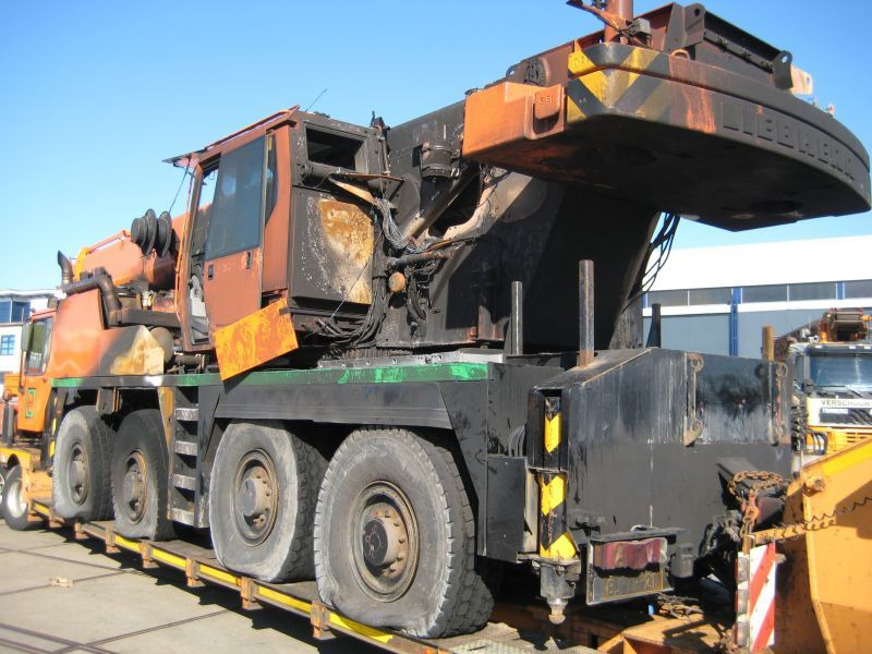 Liebherr LTM 1080-1 for parts - Pokretni kran: slika 2 Liebherr LTM 1080-1 for parts - Pokretni kran: slika 2