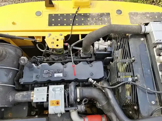 2022 Komatsu PC220 - Bager guseničar: slika 2 2022 Komatsu PC220 - Bager guseničar: slika 2