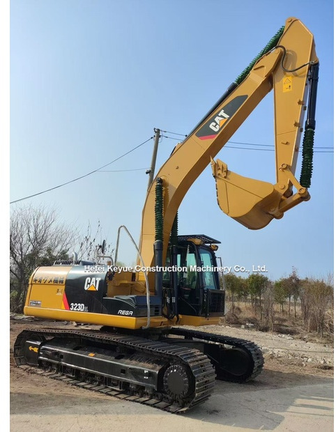 2023 Caterpillar 323D - Bager guseničar: slika 2 2023 Caterpillar 323D - Bager guseničar: slika 2