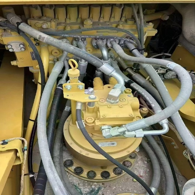 2023 Caterpillar 330GC - Bager guseničar: slika 4 2023 Caterpillar 330GC - Bager guseničar: slika 4