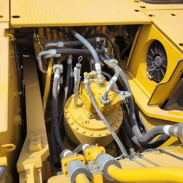 2023 Caterpillar 336D - Bager guseničar: slika 4 2023 Caterpillar 336D - Bager guseničar: slika 4