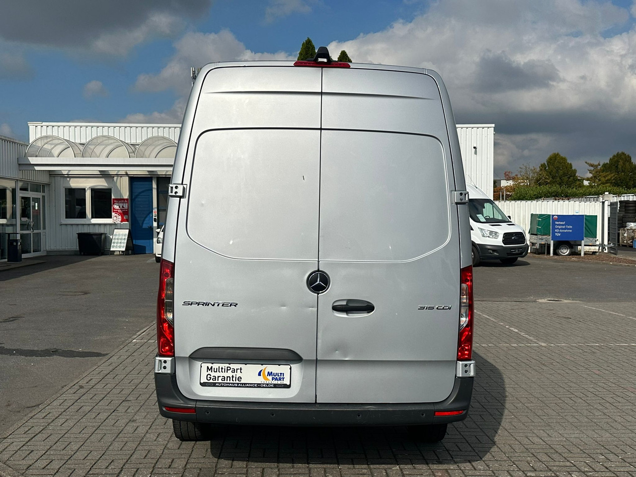 MERCEDES-BENZ Sprinter - Furgon: slika 5 MERCEDES-BENZ Sprinter - Furgon: slika 5