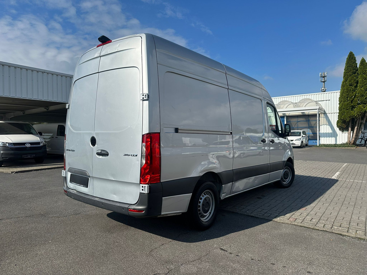 MERCEDES-BENZ Sprinter - Furgon: slika 5 MERCEDES-BENZ Sprinter - Furgon: slika 5