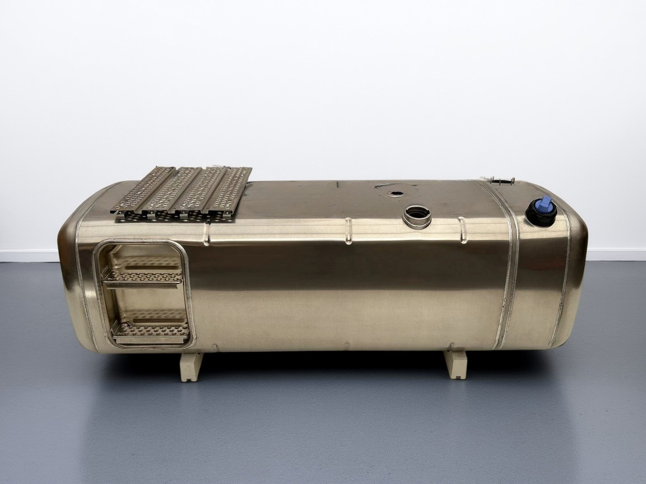 MERCEDES-BENZ  - Rezervoar za gorivo: slika 1 MERCEDES-BENZ  - Rezervoar za gorivo: slika 1