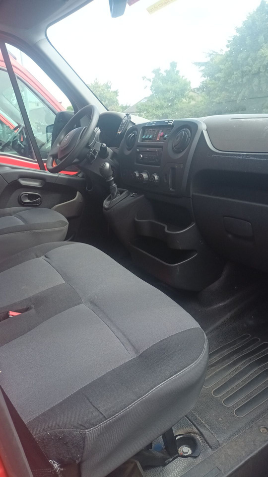 A vendre en l'état RENAULT MASTER 2015. - Vozilo hitne pomoći: slika 5 A vendre en l'état RENAULT MASTER 2015. - Vozilo hitne pomoći: slika 5