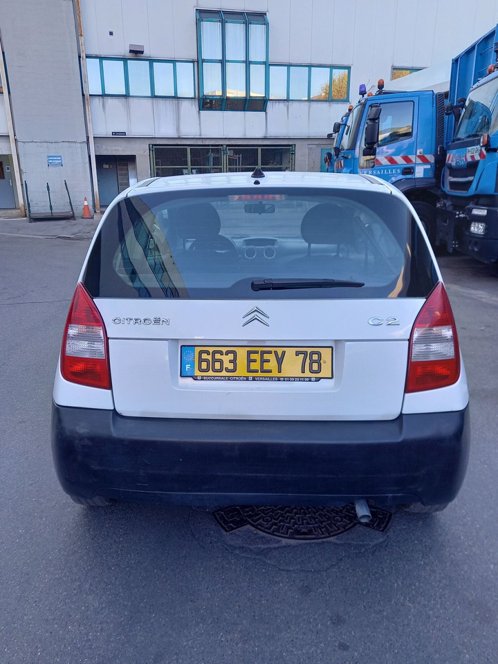 CITROEN C2 -Berline commerciale essence - 3 portes - 2 plac - Automobil: slika 5 CITROEN C2 -Berline commerciale essence - 3 portes - 2 plac - Automobil: slika 5