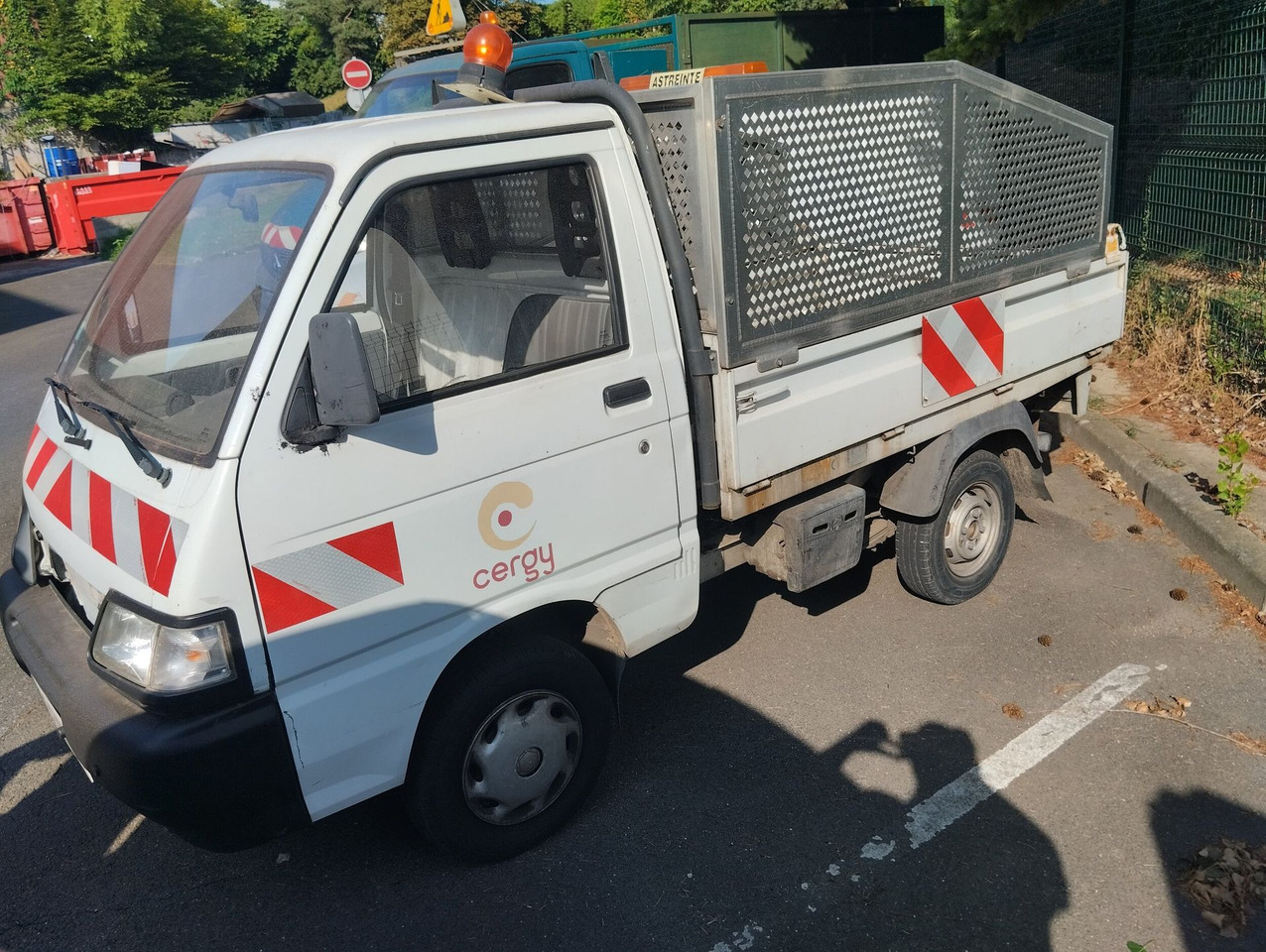 PIAGGIO PORTER 208EVW95 benne - Električno komunalno vozilo, Istovarivač: slika 4 PIAGGIO PORTER 208EVW95 benne - Električno komunalno vozilo, Istovarivač: slika 4