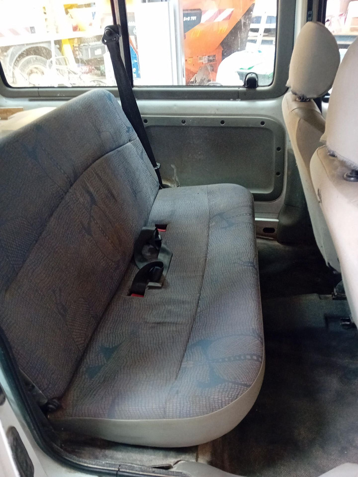 RENAULT KANGOO 1.2 5CV FISCAUX 58ch DIN - Dostavno vozilo sa duplom kabinom: slika 5 RENAULT KANGOO 1.2 5CV FISCAUX 58ch DIN - Dostavno vozilo sa duplom kabinom: slika 5