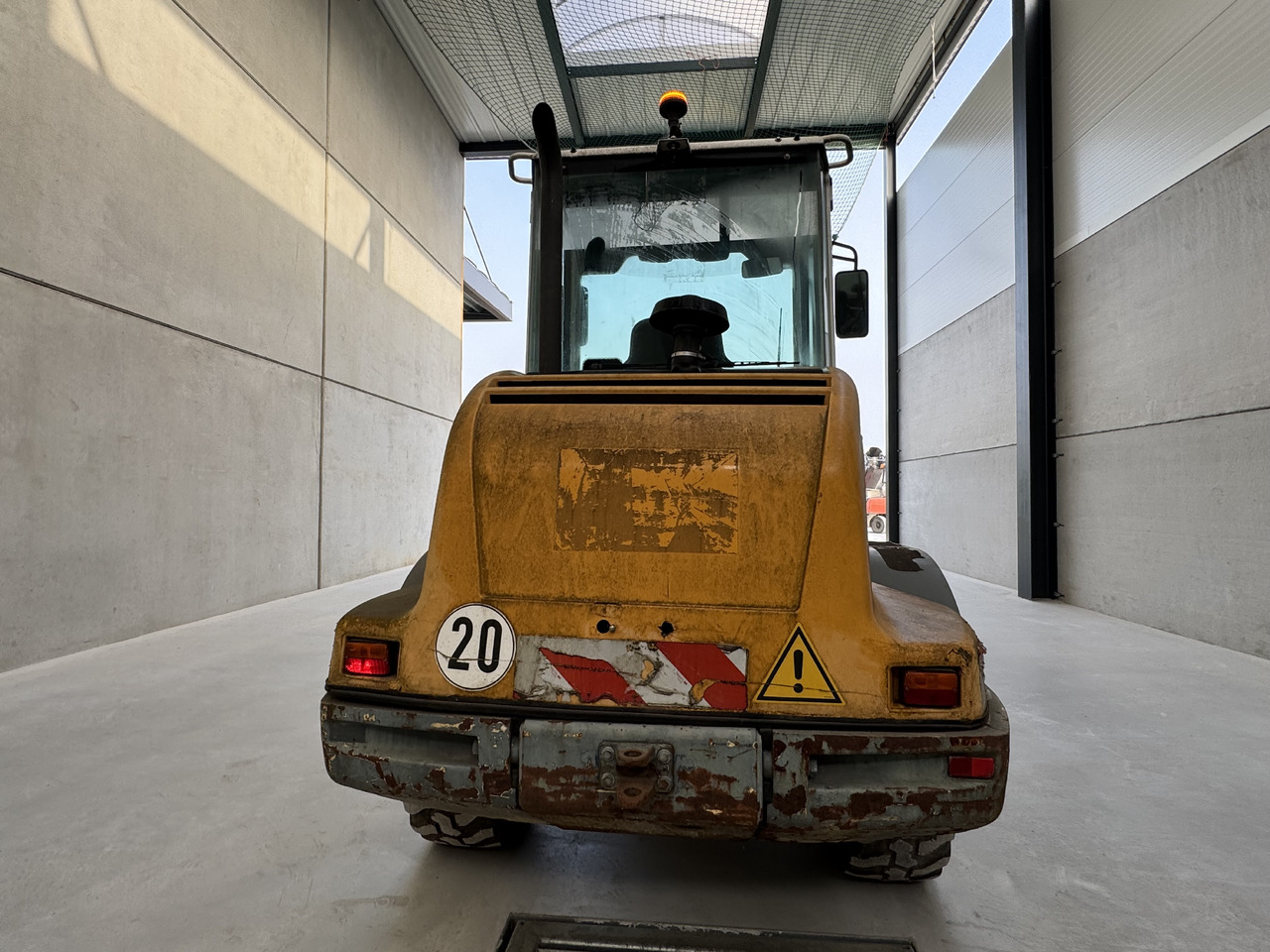 LIEBHERR L 506 - Bager točkaš: slika 5 LIEBHERR L 506 - Bager točkaš: slika 5