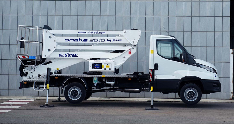 Oil & Steel Snake 2010 HE PLUS Sobre IVECO 35S14 Distancia entre ejes 3750 mm - Vazdušna platforma montirana na kamion: slika 1 Oil & Steel Snake 2010 HE PLUS Sobre IVECO 35S14 Distancia entre ejes 3750 mm - Vazdušna platforma montirana na kamion: slika 1