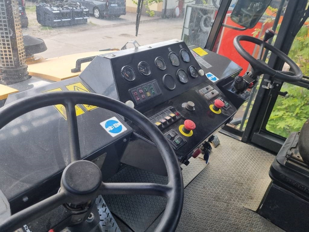 Ammann AP 240 - Pneumatski valjak: slika 5 Ammann AP 240 - Pneumatski valjak: slika 5