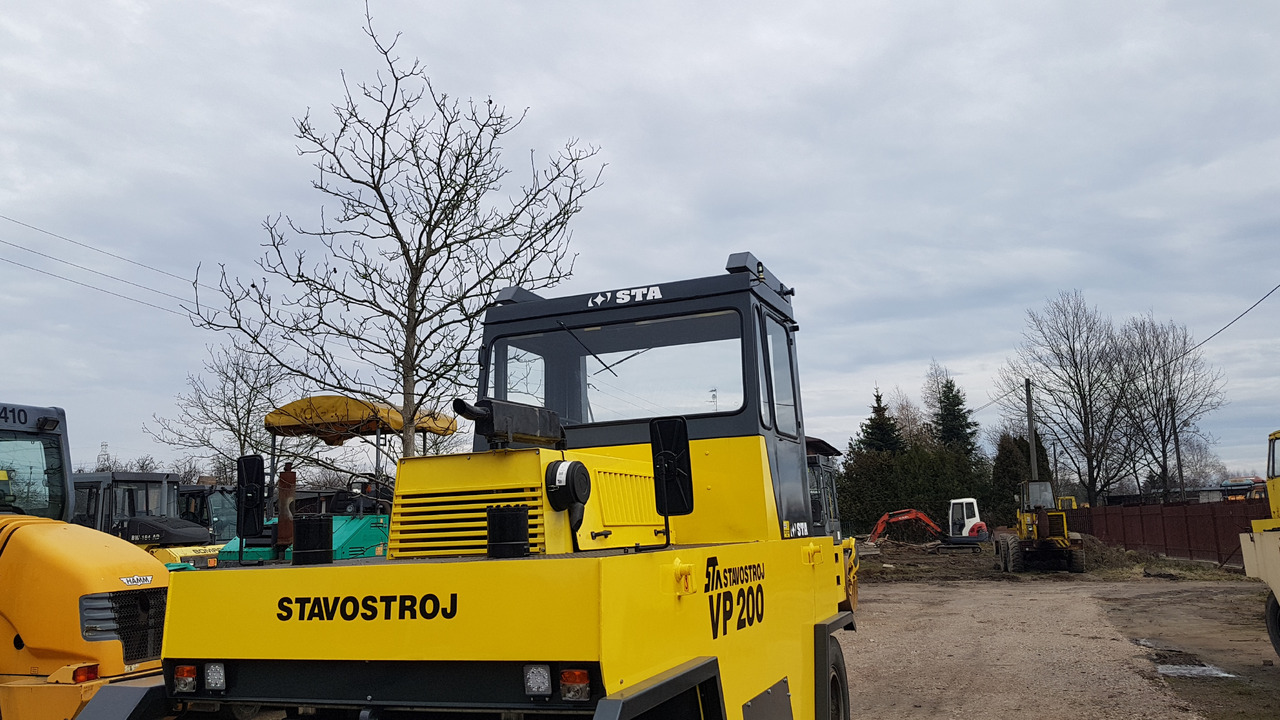 Stavostroj Remasz VP200 - Pneumatski valjak: slika 2 Stavostroj Remasz VP200 - Pneumatski valjak: slika 2