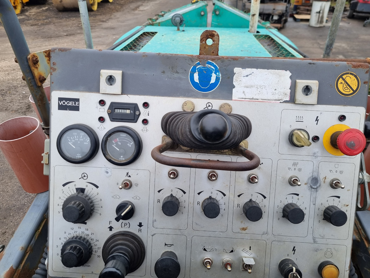 VÖGELE SUPER 800 - Asfaltni finišer: slika 4 VÖGELE SUPER 800 - Asfaltni finišer: slika 4