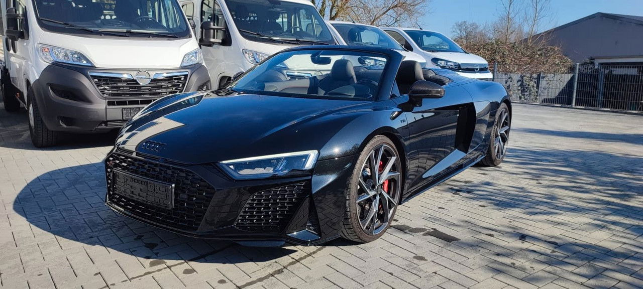 Audi R8 Spyder 5.2 FSI RWD performance - Kabriolet: slika 1 Audi R8 Spyder 5.2 FSI RWD performance - Kabriolet: slika 1