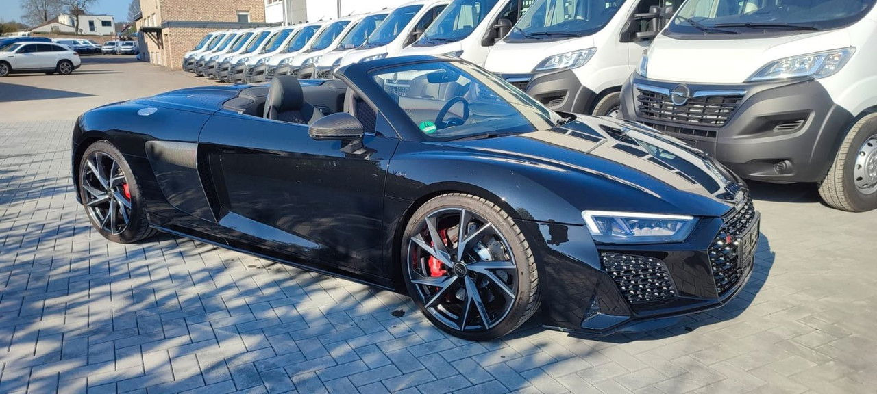 Audi R8 Spyder 5.2 FSI RWD performance - Kabriolet: slika 2 Audi R8 Spyder 5.2 FSI RWD performance - Kabriolet: slika 2
