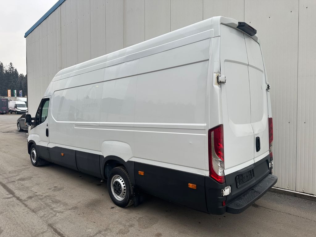 Iveco Daily 35S14 HiMatic L4H3 Maxi Iveco Daily 35S14 HiMatic L4H3 Maxi - Furgon: slika 3 Iveco Daily 35S14 HiMatic L4H3 Maxi Iveco Daily 35S14 HiMatic L4H3 Maxi - Furgon: slika 3