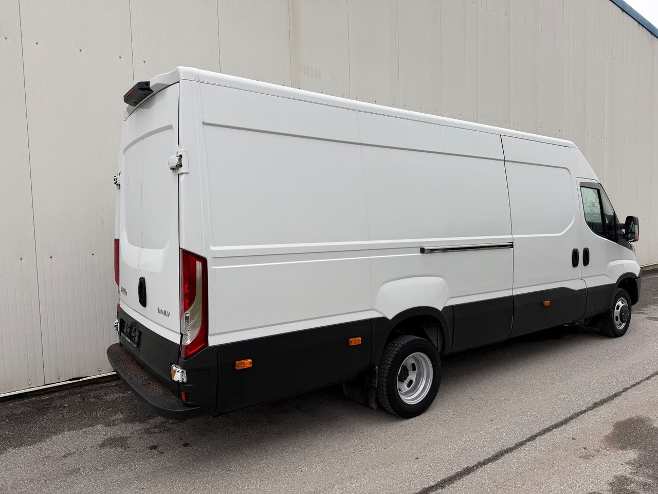 Iveco Daily 50C15 Maxi 3,0HPI 3,5T - Furgon: slika 3 Iveco Daily 50C15 Maxi 3,0HPI 3,5T - Furgon: slika 3