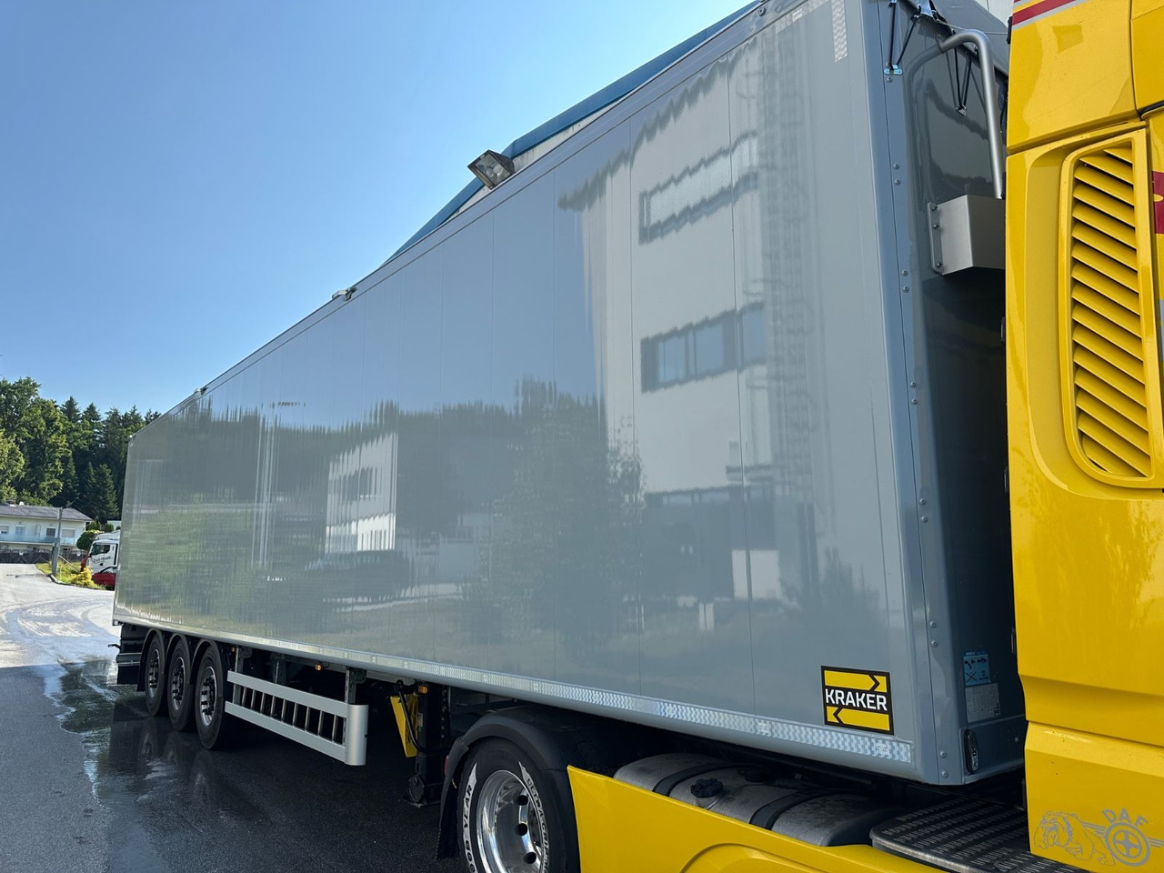 Kraker CF-200ZL Lift 92m³ - Poluprikolica sa pokretnim podom: slika 2 Kraker CF-200ZL Lift 92m³ - Poluprikolica sa pokretnim podom: slika 2