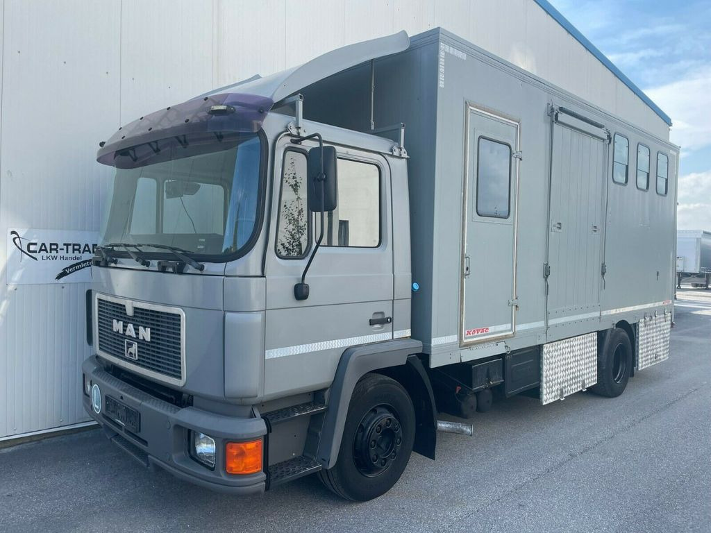MAN 12.192 Pferdetransporter - Kamioni za prevoz konja: slika 1 MAN 12.192 Pferdetransporter - Kamioni za prevoz konja: slika 1