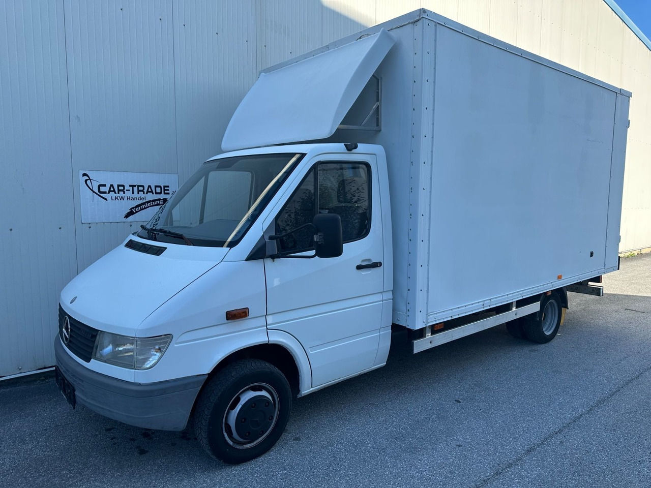 Mercedes-Benz 412 D Koffer Klima - Dostavno vozilo sa zatvorenim sandukom: slika 1 Mercedes-Benz 412 D Koffer Klima - Dostavno vozilo sa zatvorenim sandukom: slika 1