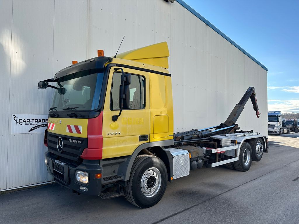 Mercedes-Benz Actros 2744 EEV 3 Pedale Retarder 20T Hacken - Kamion sa hidrauličnom kukom: slika 1 Mercedes-Benz Actros 2744 EEV 3 Pedale Retarder 20T Hacken - Kamion sa hidrauličnom kukom: slika 1