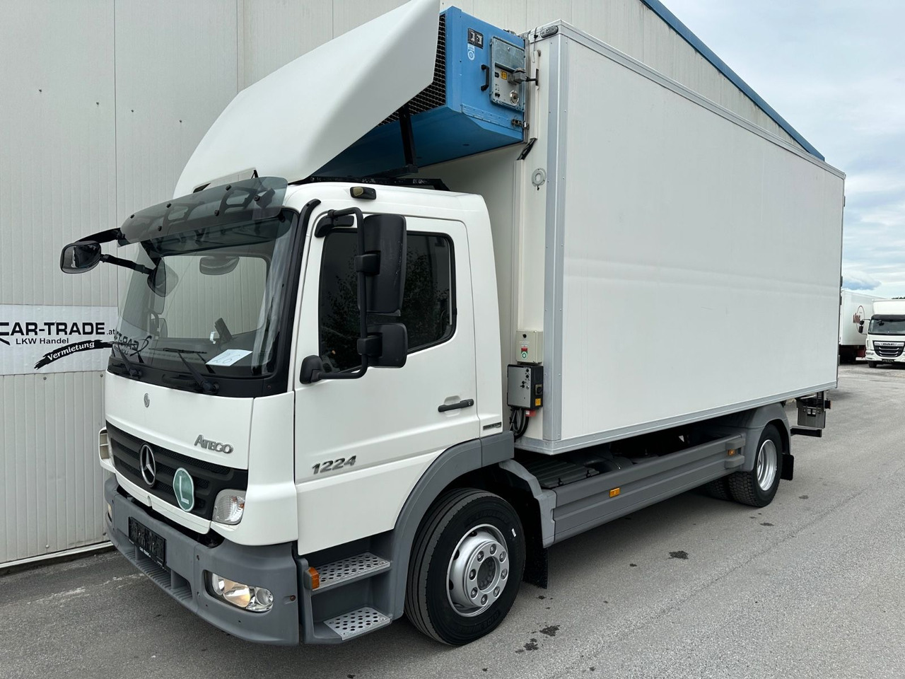 Mercedes-Benz Atego 1224 Automat Klima TK-29C - Hladnjača: slika 1 Mercedes-Benz Atego 1224 Automat Klima TK-29C - Hladnjača: slika 1