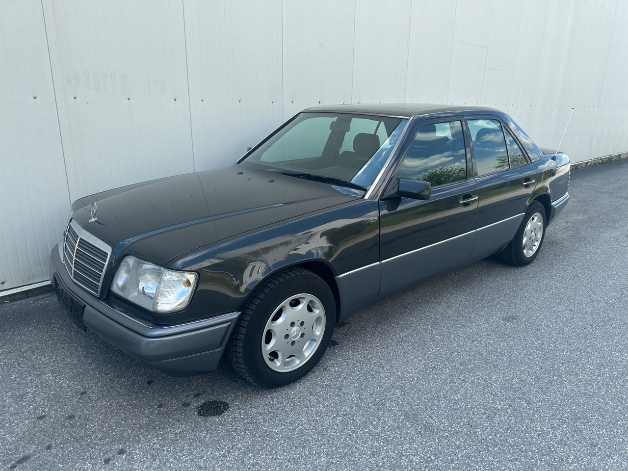 Mercedes-Benz E 250 DIESEL - Limuzina: slika 1 Mercedes-Benz E 250 DIESEL - Limuzina: slika 1