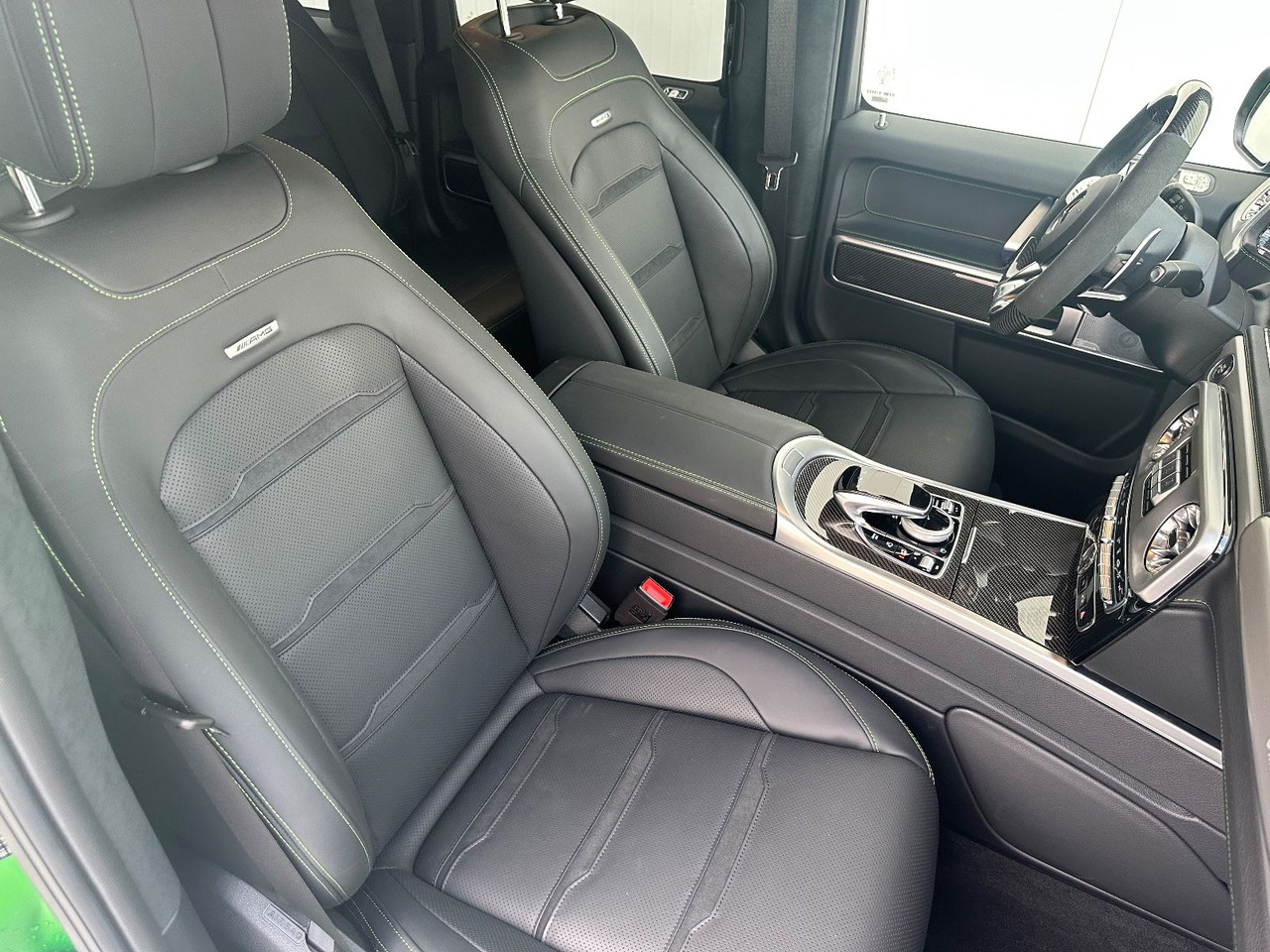 SUVSUV Mercedes-Benz G 63 AMG Manufaktur  Matt Night: slika 12