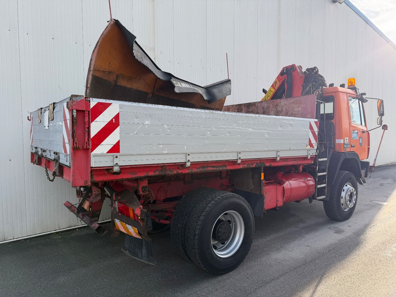 Steyr 16S26 4x4 Kipper/Kran/Schneeschild - Istovarivač, Kamion sa dizalicom: slika 4 Steyr 16S26 4x4 Kipper/Kran/Schneeschild - Istovarivač, Kamion sa dizalicom: slika 4