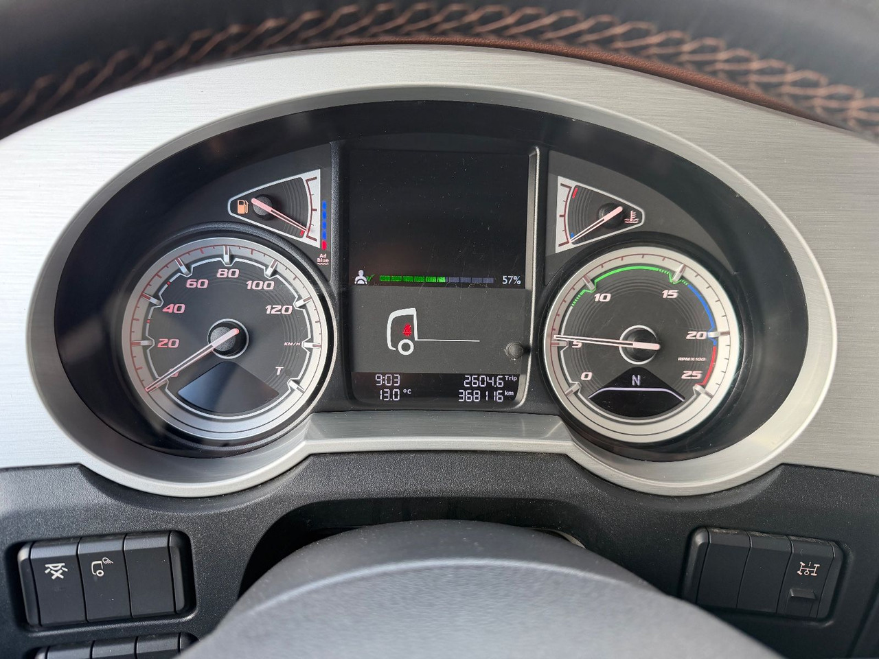 Tegljač DAF XF 530  Vollausstattung Vollluft 2l-Hydraulik: slika 11