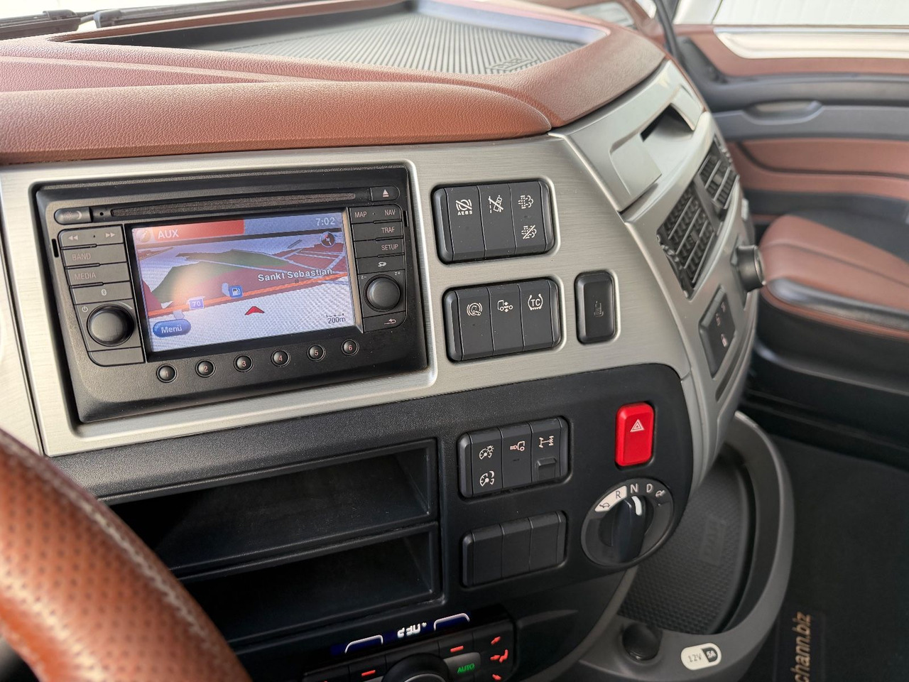 Tegljač DAF XF 530  Vollausstattung Vollluft 2l-Hydraulik: slika 10