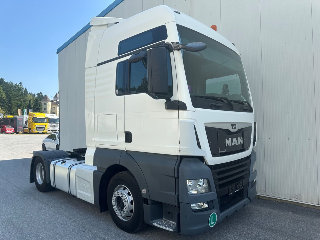 MAN TGX 18.460 XXL Intarder/Standklima - Tegljač: slika 2 MAN TGX 18.460 XXL Intarder/Standklima - Tegljač: slika 2