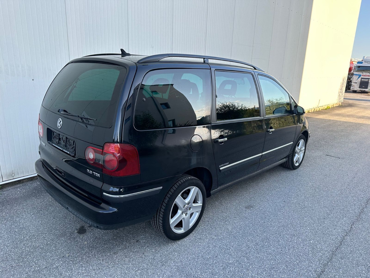 Volkswagen Sharan 2.0TDI Comfortline - Putnički kombi: slika 3 Volkswagen Sharan 2.0TDI Comfortline - Putnički kombi: slika 3