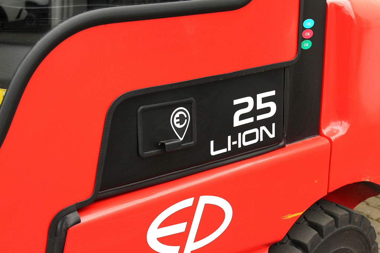 Električni viljuškar EP EFL252 Triplex Li-ion 111Std.: slika 23 Električni viljuškar EP EFL252 Triplex Li-ion 111Std.: slika 23