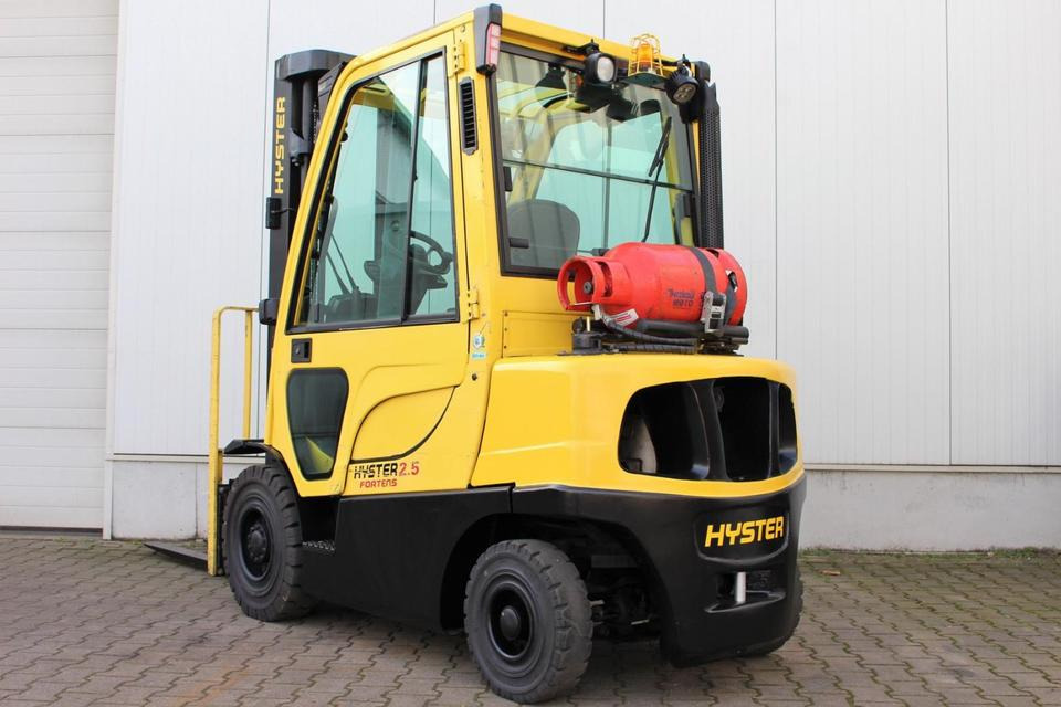 HYSTER H2.5FT Gas 2500kg - 2018 - 5196h - Gasni viljuškar: slika 3 HYSTER H2.5FT Gas 2500kg - 2018 - 5196h - Gasni viljuškar: slika 3