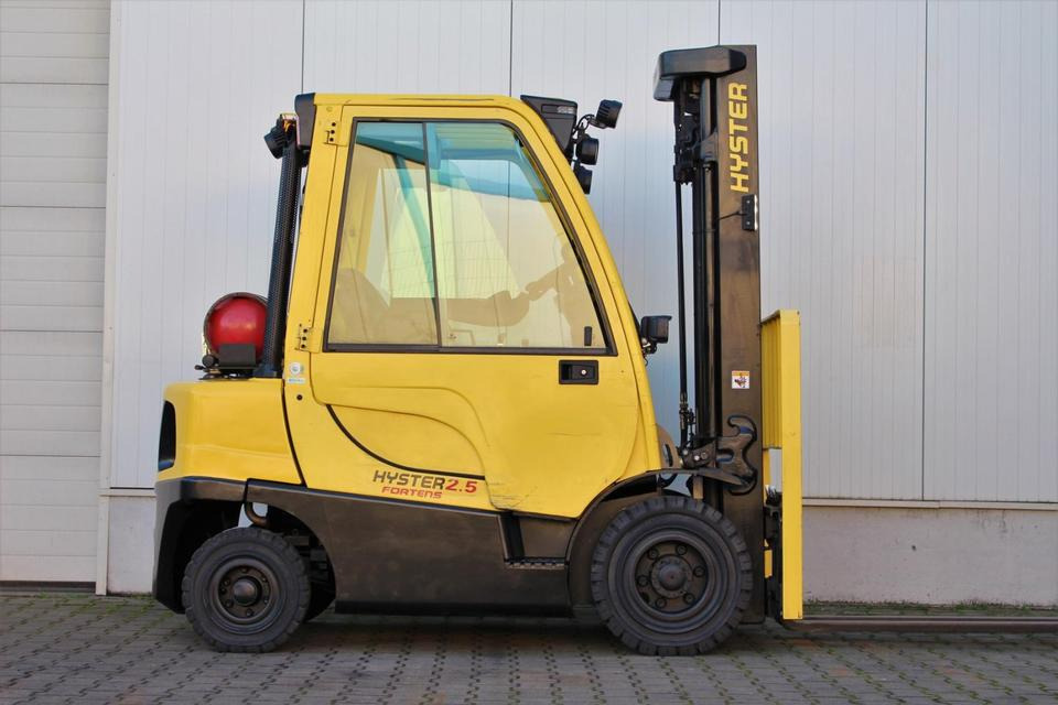 HYSTER H2.5FT Gas 2500kg Kabine 2018 Stapler UVV ✅ - Gasni viljuškar: slika 5 HYSTER H2.5FT Gas 2500kg Kabine 2018 Stapler UVV ✅ - Gasni viljuškar: slika 5