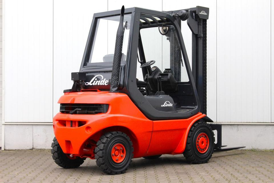 LINDE H20D Diesel TOP Zustand - UVV NEU - Dizel viljuškar: slika 1 LINDE H20D Diesel TOP Zustand - UVV NEU - Dizel viljuškar: slika 1