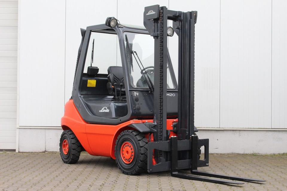LINDE H20D Diesel TOP Zustand - UVV NEU - Dizel viljuškar: slika 4 LINDE H20D Diesel TOP Zustand - UVV NEU - Dizel viljuškar: slika 4