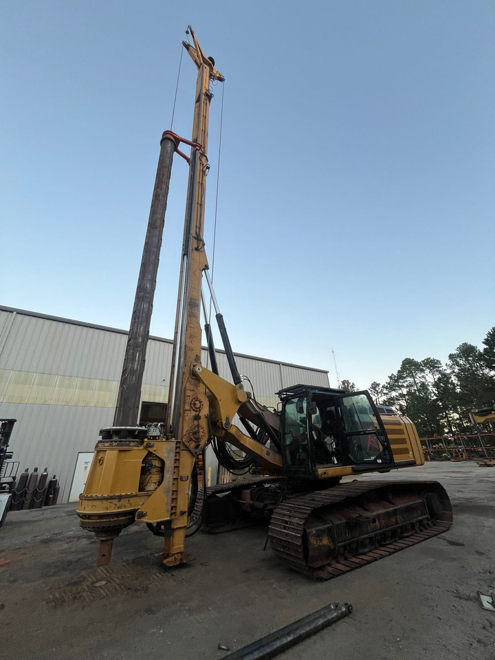 CZM EK200 - Veliki kamon za bušenje: slika 3 CZM EK200 - Veliki kamon za bušenje: slika 3