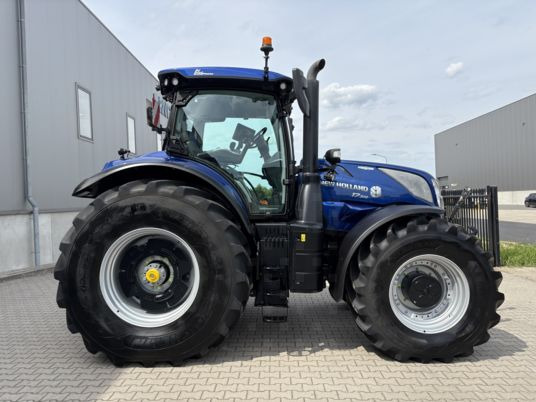 New Holland T7.300 PLMi - Traktor: slika 2 New Holland T7.300 PLMi - Traktor: slika 2