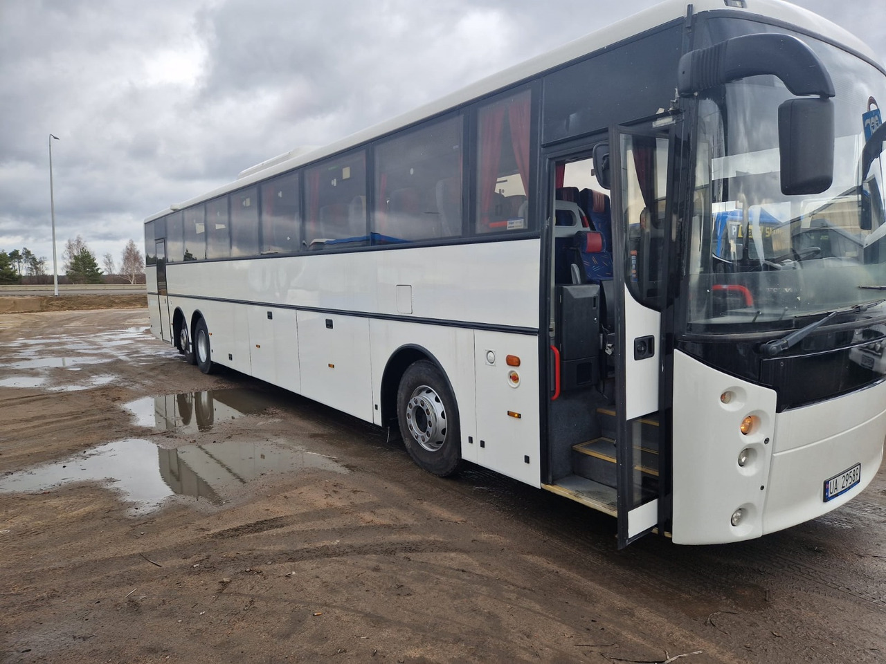 VOLVO B12B VEST HORISONT - Turistički autobus: slika 3 VOLVO B12B VEST HORISONT - Turistički autobus: slika 3