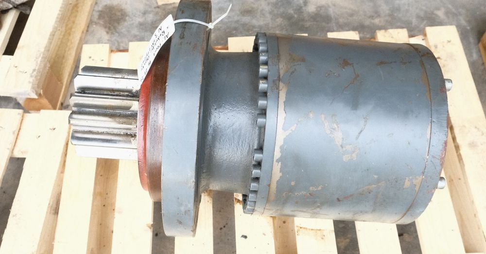 Reduktor obrotu R906,R916,R922,R926,R950 LH 30 SAT 215/251 do koparki liebherr A314,A316 ,R313,R317 R 900,R902 - Rezervni deo: slika 3 Reduktor obrotu R906,R916,R922,R926,R950 LH 30 SAT 215/251 do koparki liebherr A314,A316 ,R313,R317 R 900,R902 - Rezervni deo: slika 3