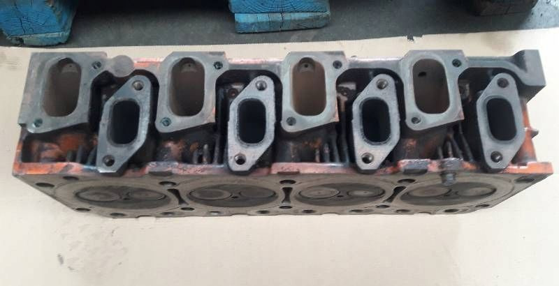 F4L1011 silnik deutz głowica - Motor za Kamion: slika 2 F4L1011 silnik deutz głowica - Motor za Kamion: slika 2